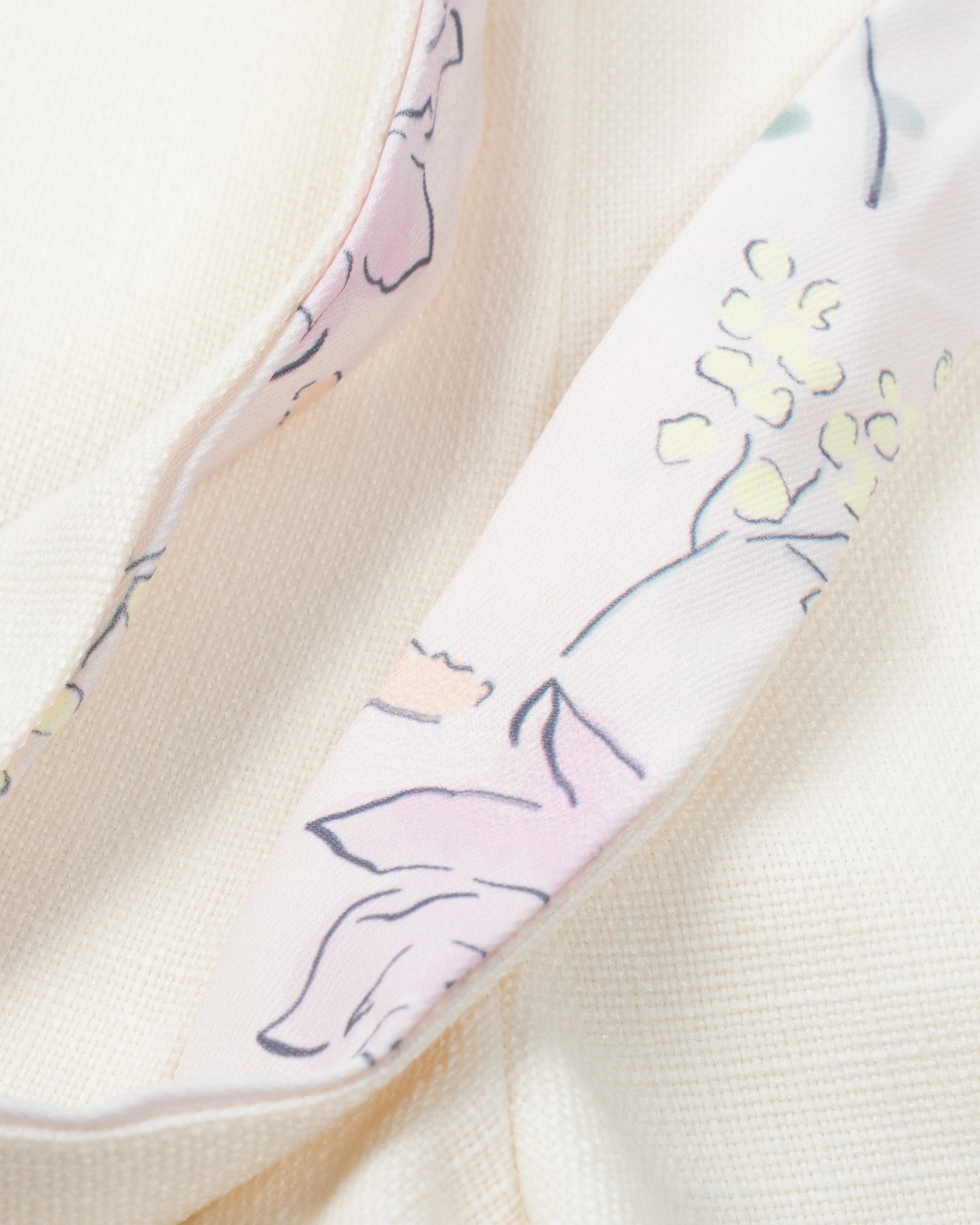 A-line Printed Belt Shorts (White)