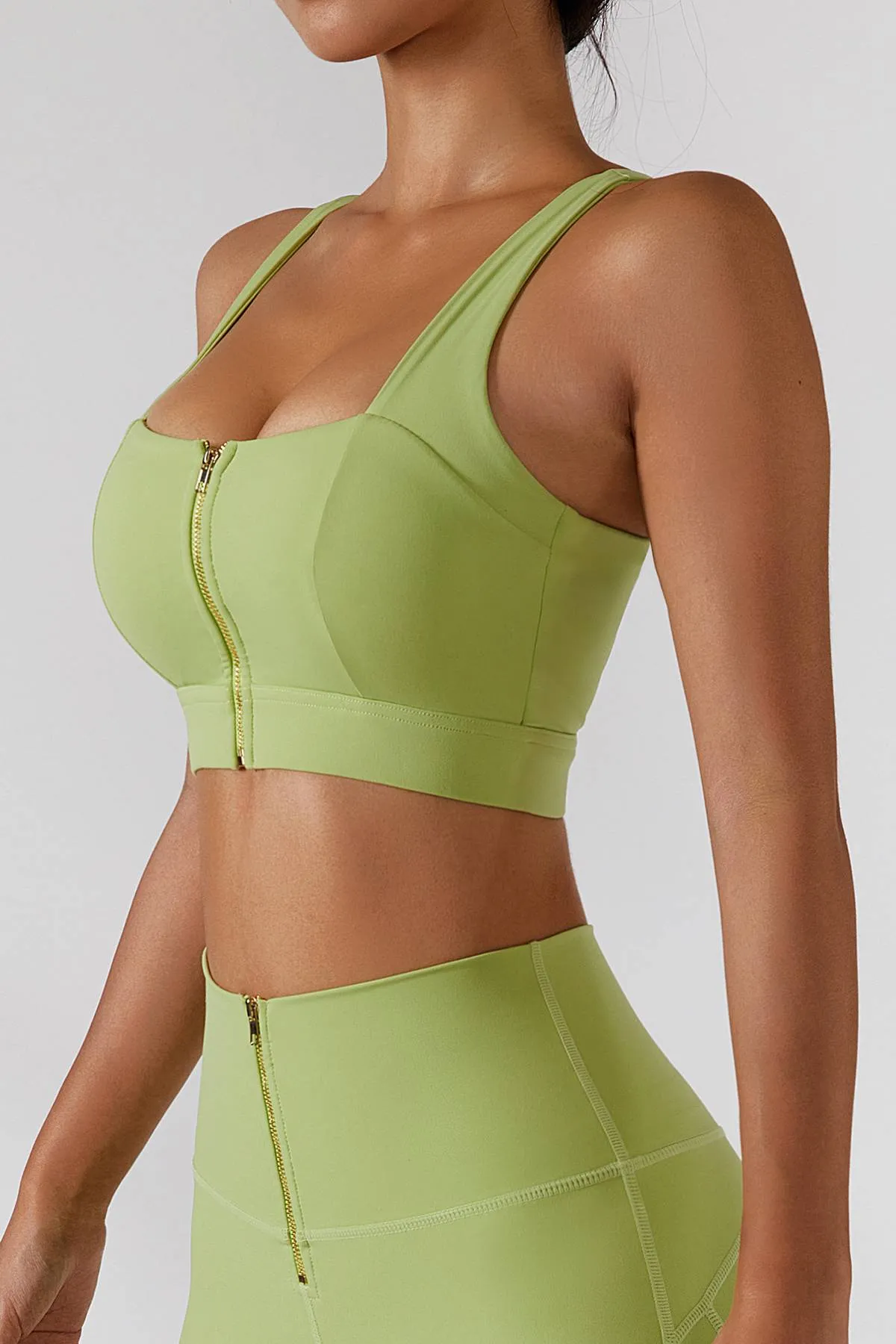 Crossover Straps Zip Front Sports Bra