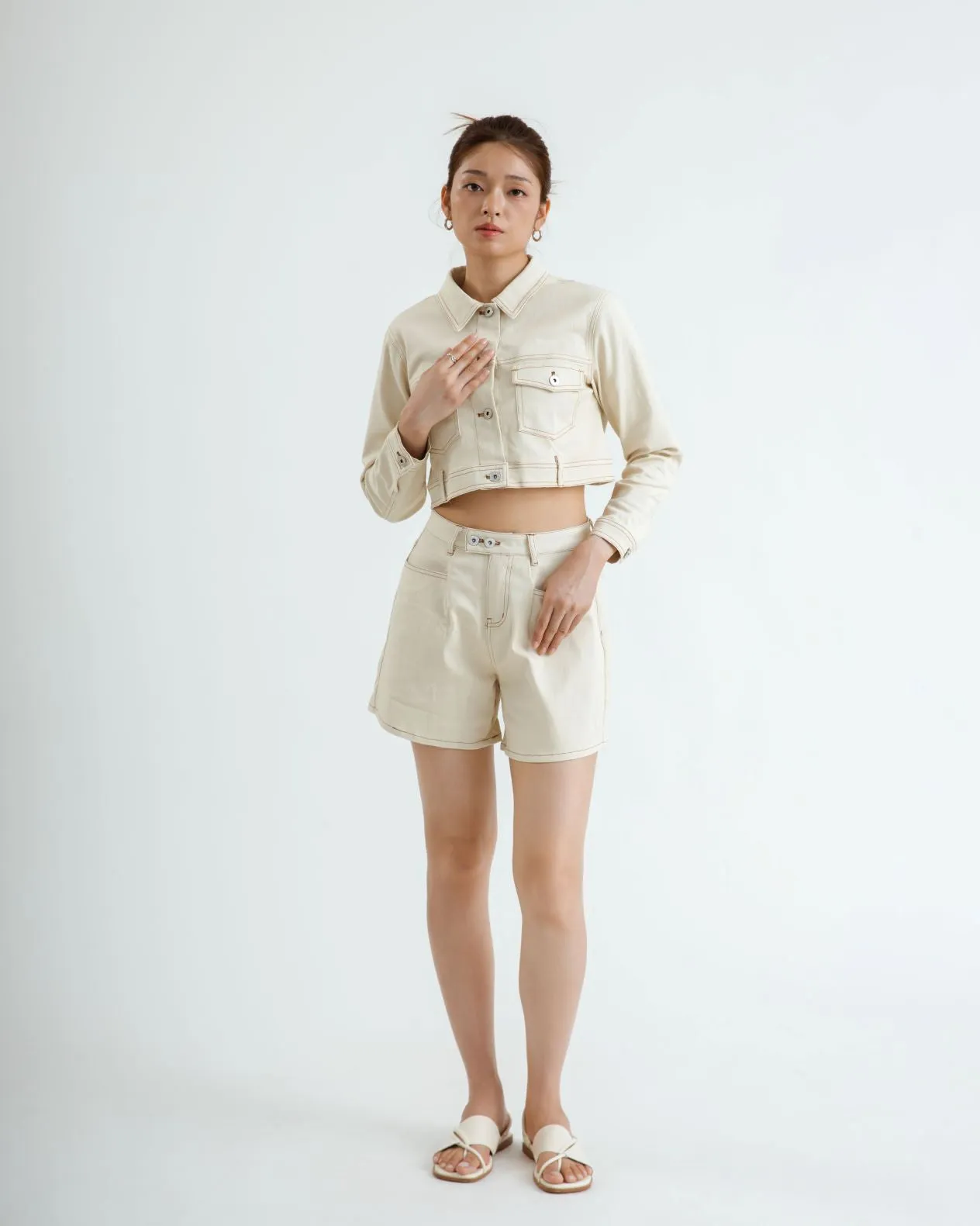 Dual Button High Waist Denim Shorts (Beige)