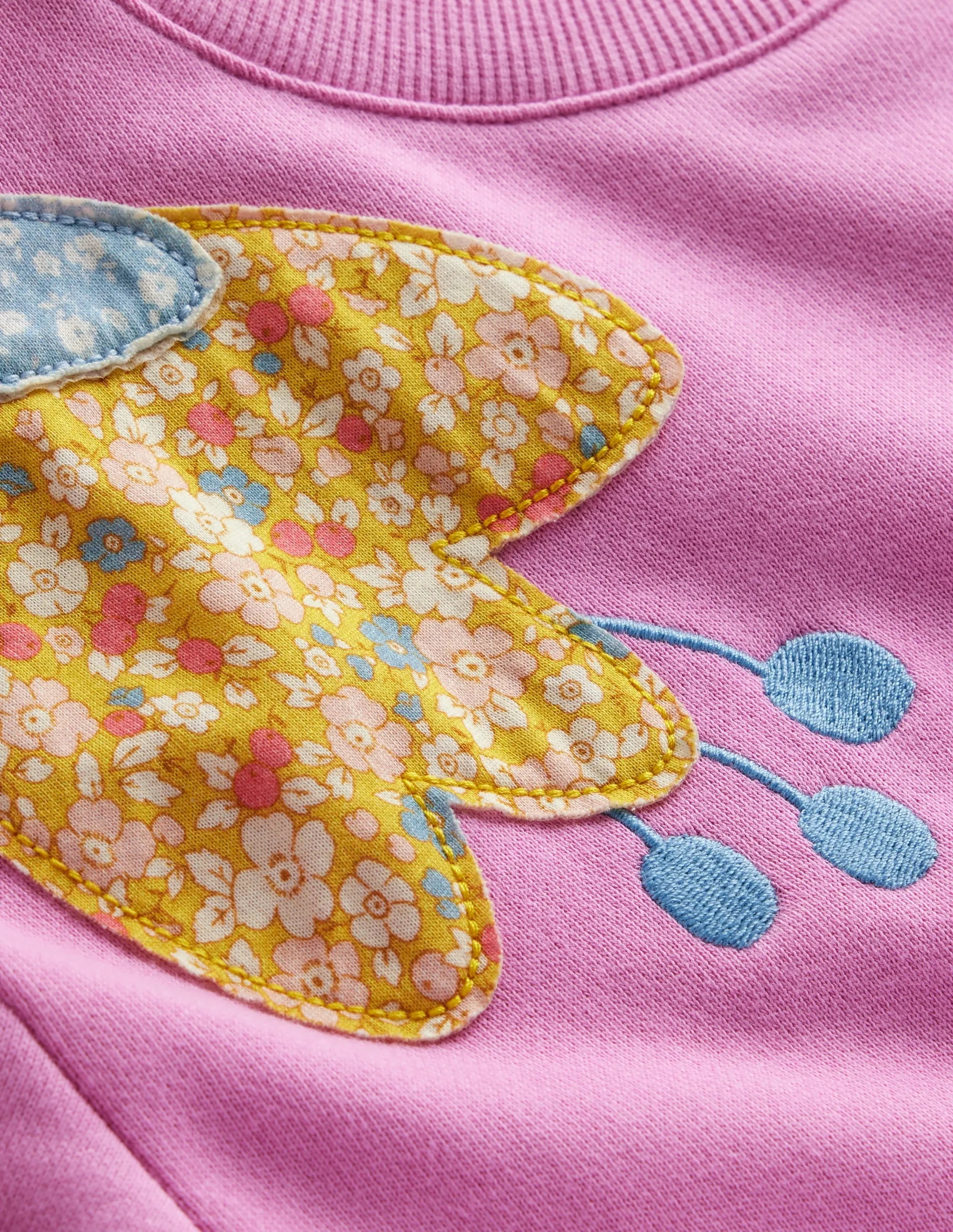 Relaxed Appliqué Sweatshirt-Cosmos Pink Flower
