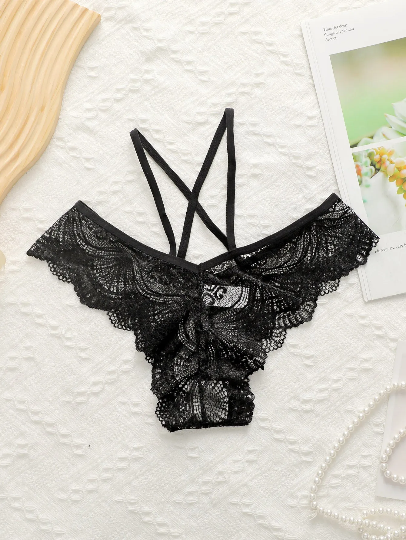 Viomisha Lace Lingerie Set with Steel Ring Two Hook-and-Eye Design Push Up Bra